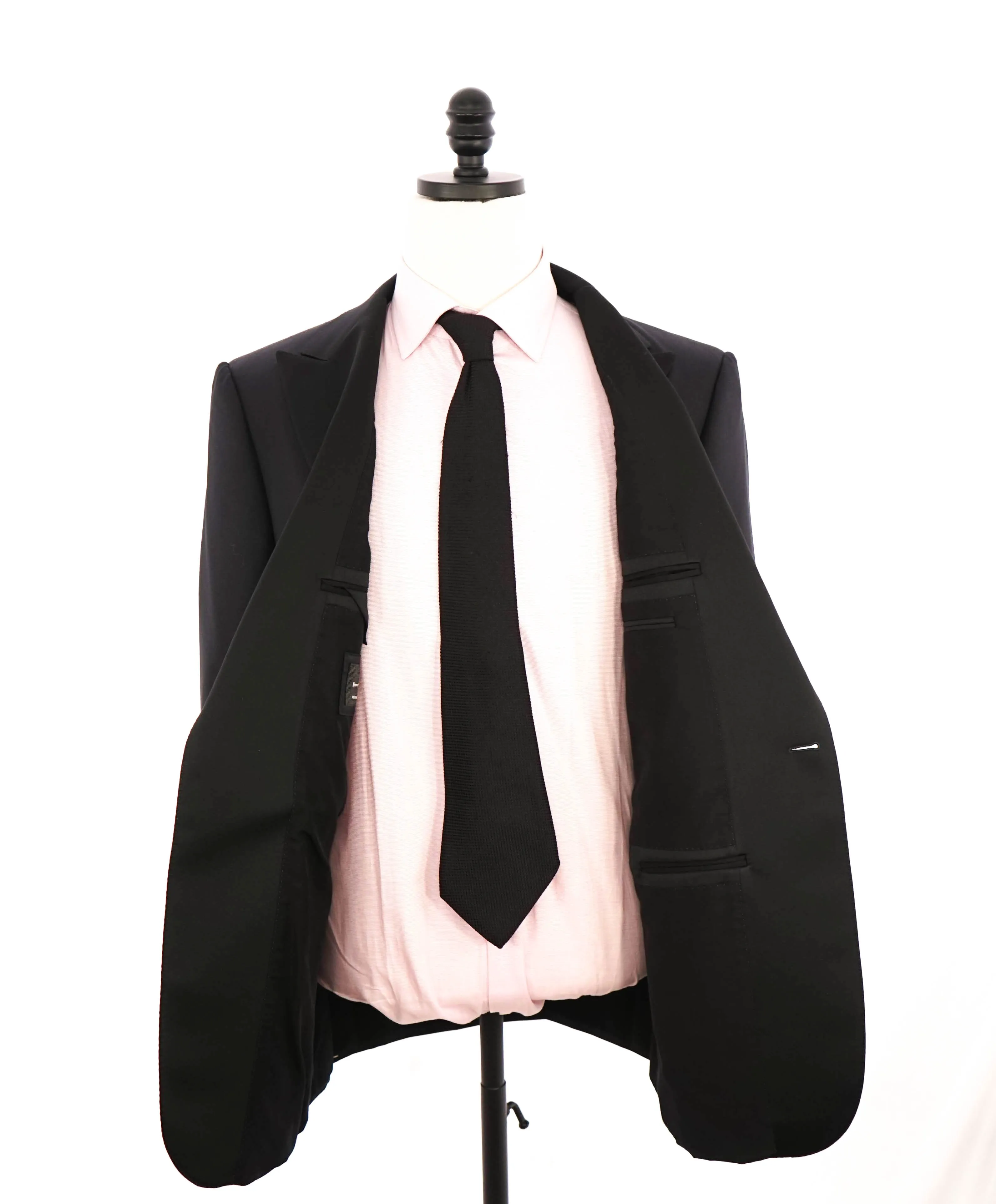 $3,995 ERMENEGILDO ZEGNA - PEAK LAPEL Black Wool Tuxedo- 42R