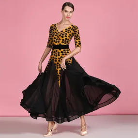 Half Sleeve Flared Long Dress