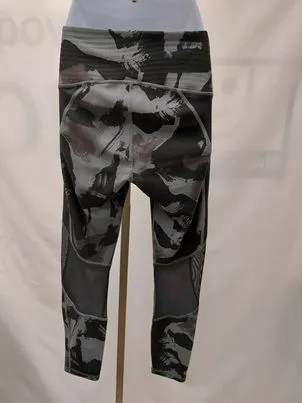 Women's Under Armour Leggings, small